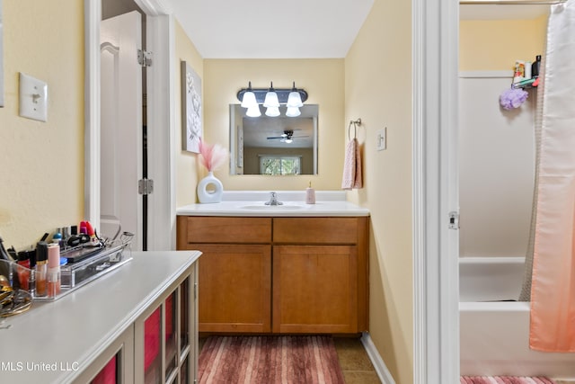 3230 Cumberand Rd Unit 56, Ocean Springs, MS 39564 - full bath with vanity and shower / bath combo with shower curtain