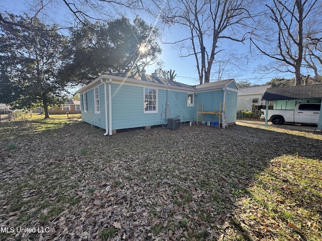 view of front of property featuring central AC