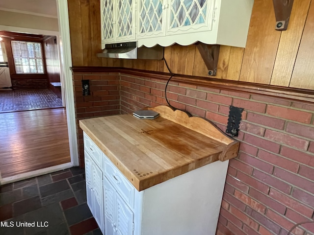 2136 Attala Rd Unit 5247, Kosciusko, MS 39090 - kitchen with crown molding and butcher block countertops