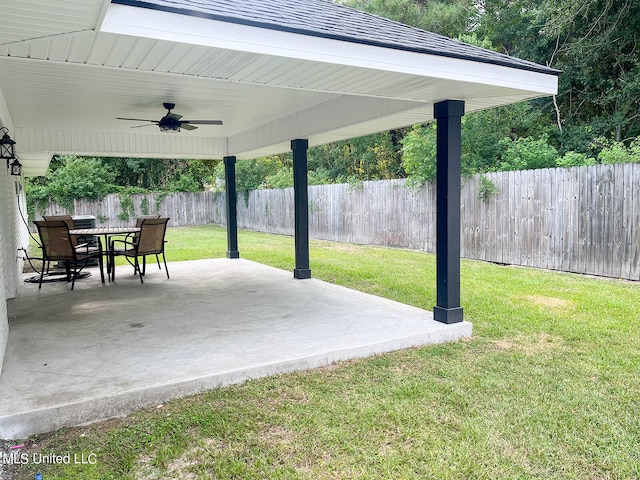 view of patio / terrace featuring ceiling fan