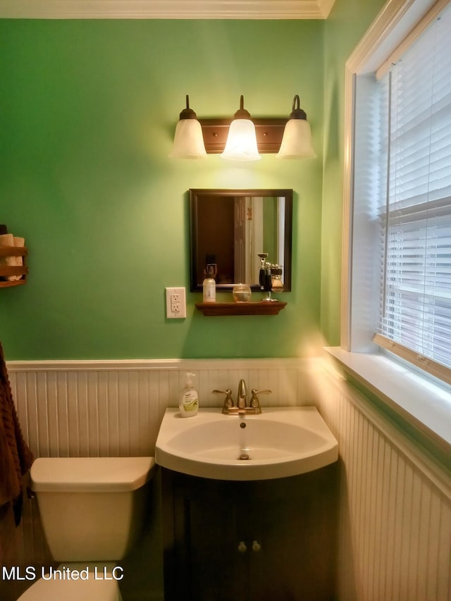 701 W Gresham St, Indianola, MS 38751 - bathroom featuring vanity and toilet