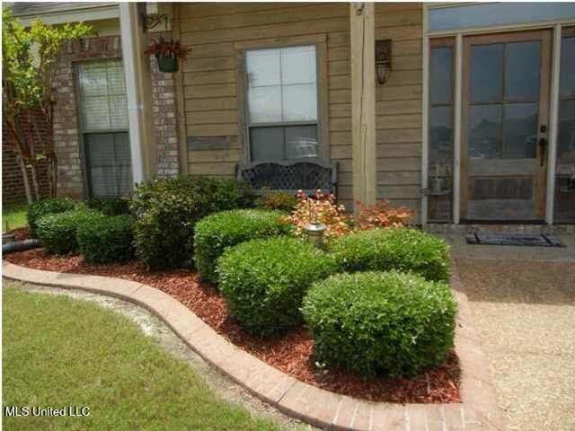 423 Grant Fox Dr, Brandon, MS 39047 - view of exterior entry