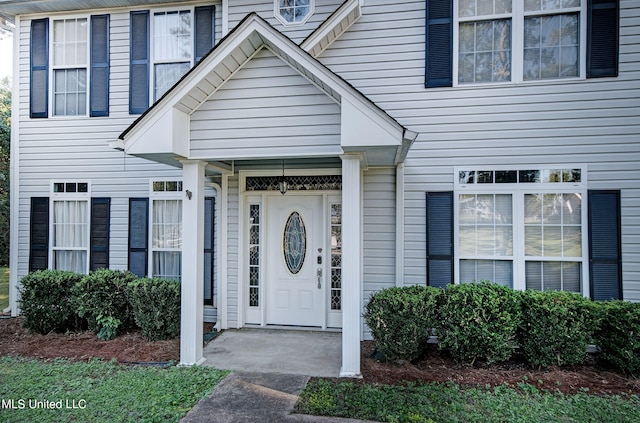 view of property entrance