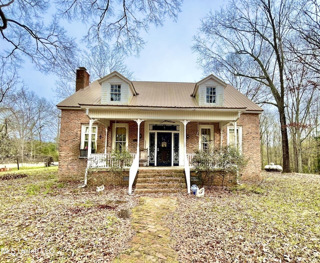 view of front of home with covered porch