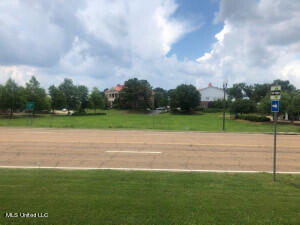 Key Dr, Madison, MS 39110