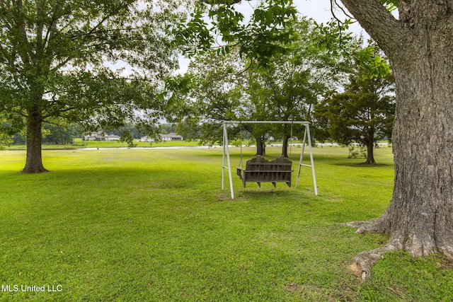 1053 Woodbridge Dr, Brandon, MS 39047 - view of grassy yard
