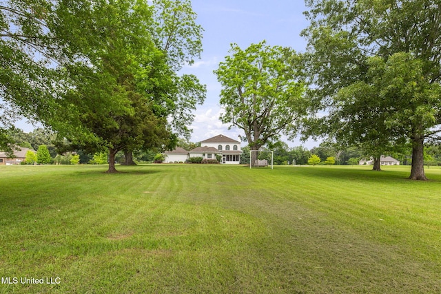 1053 Woodbridge Dr, Brandon, MS 39047 - view of yard with an area for soccer