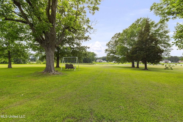 1053 Woodbridge Dr, Brandon, MS 39047 - view of yard