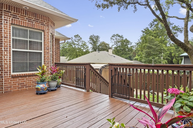 5578 E Diamondhead Dr, Diamondhead, MS 39525 - view of wooden terrace