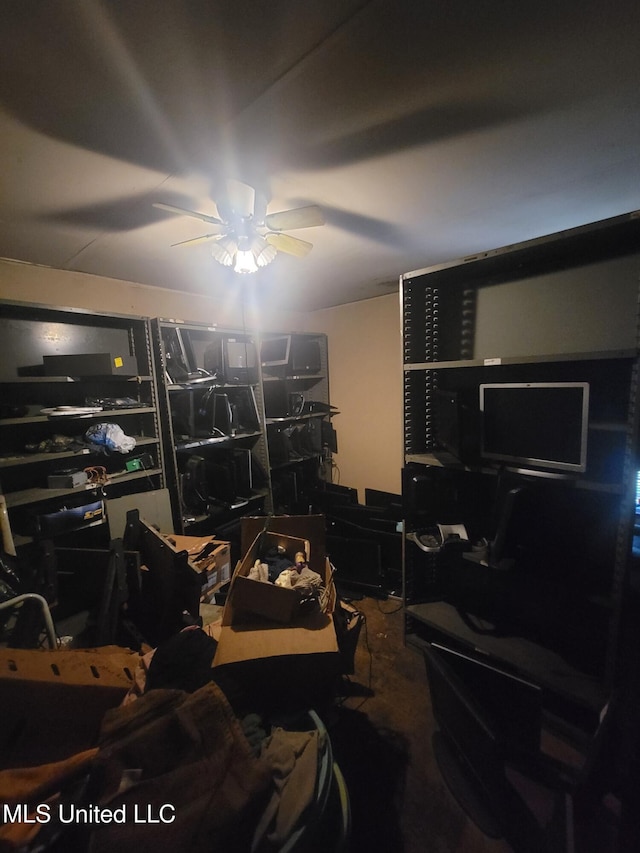 628 Cooper Rd, Jackson, MS 39212 - home office featuring ceiling fan