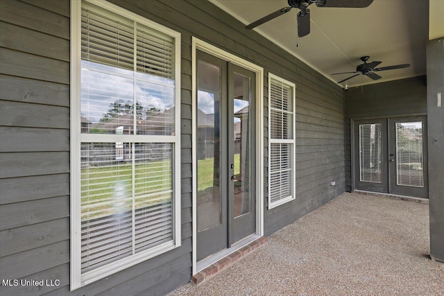 107 Bridgeton Ct, Canton, MS 39046 - entrance to property featuring french doors and ceiling fan