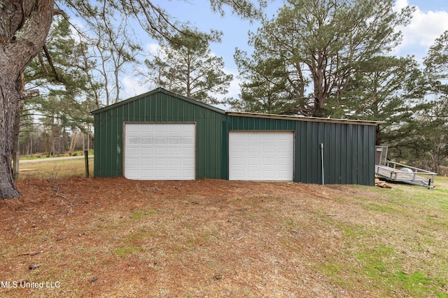 view of detached garage