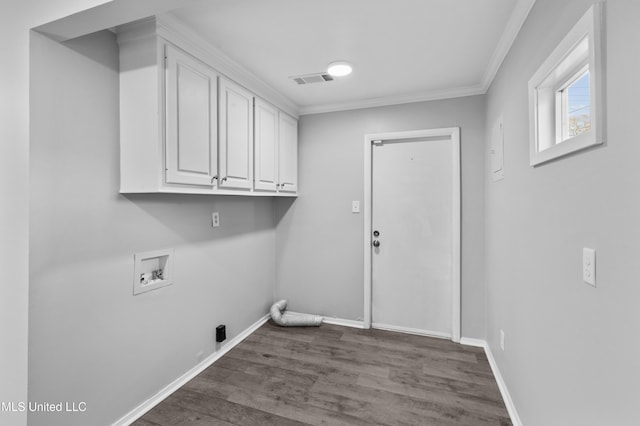 clothes washing area featuring washer hookup, dark wood-style flooring, crown molding, visible vents, and baseboards