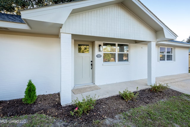 view of property entrance