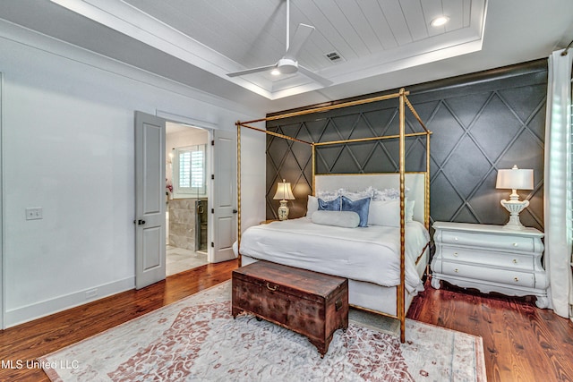 102 Silverleaf Dr, Madison, MS 39110 - bedroom featuring wood finished floors, a raised ceiling, recessed lighting, baseboards, and ceiling fan
