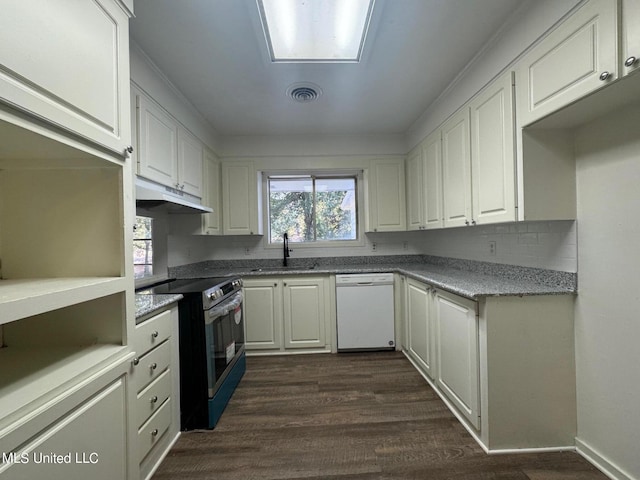 kitchen with under cabinet range hood, a sink, white cabinets, stainless steel electric stove, and dishwasher