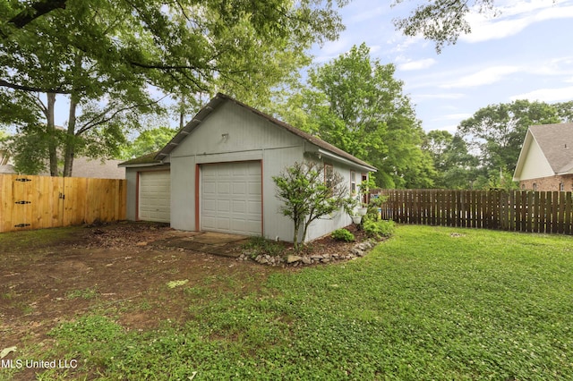 view of detached garage