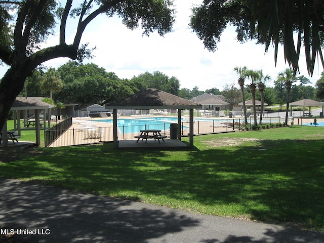 150 Lakeside Villa Unit J, Diamondhead, MS 39525 - view of community pool