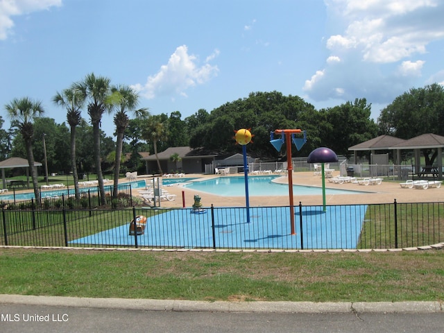 150 Lakeside Villa Unit J, Diamondhead, MS 39525 - view of community pool