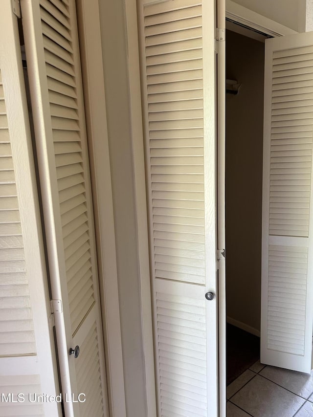 150 Lakeside Villa Unit J, Diamondhead, MS 39525 - view of closet