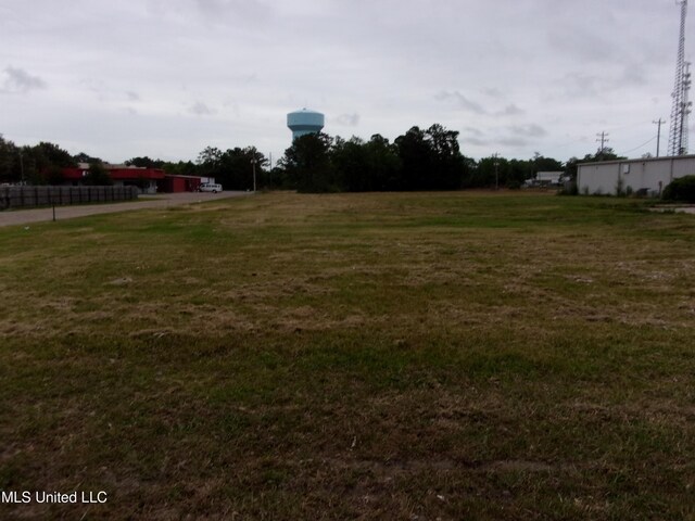 944 Cedar Lake Rd, Biloxi, MS 39532