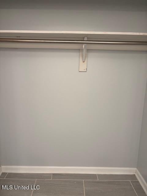81 Hickory, Byhalia, MS 38611 - view of closet