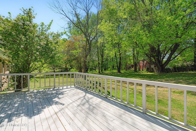 5415 Sollie Cv, Horn Lake, MS 38637 - wooden deck featuring a yard