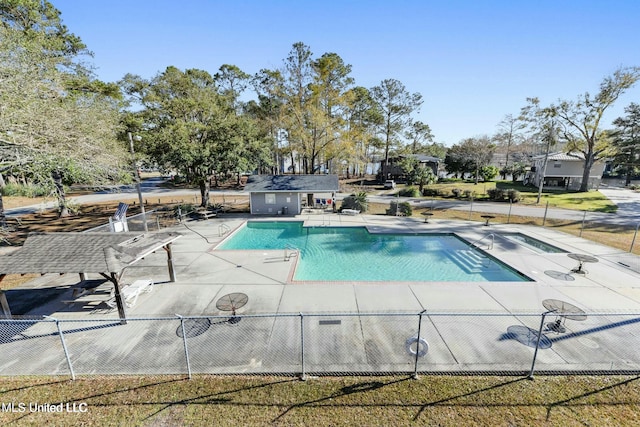 view of swimming pool featuring a patio