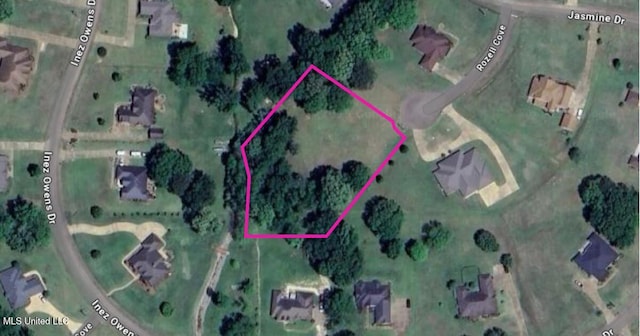 62 Rozell Cv, Jackson, MS 39212