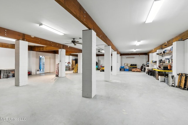 garage featuring ceiling fan