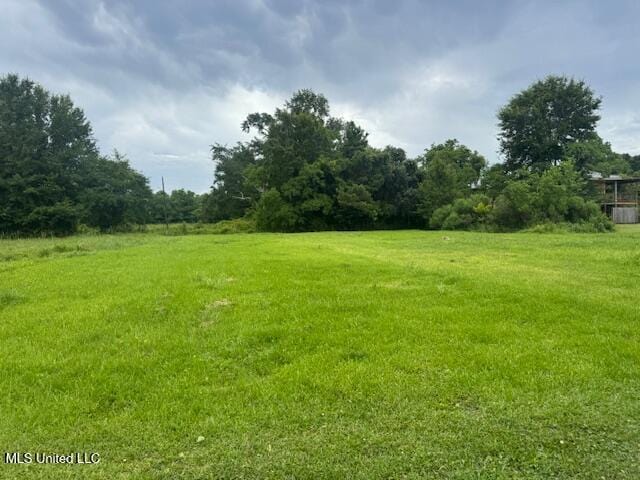 10024 Byrd Ave, Diberville, MS 39540