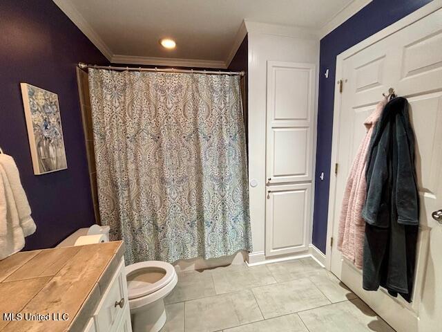149 Martin Cir, Mendenhall, MS 39114 - full bathroom with toilet, ornamental molding, vanity, tile patterned floors, and curtained shower