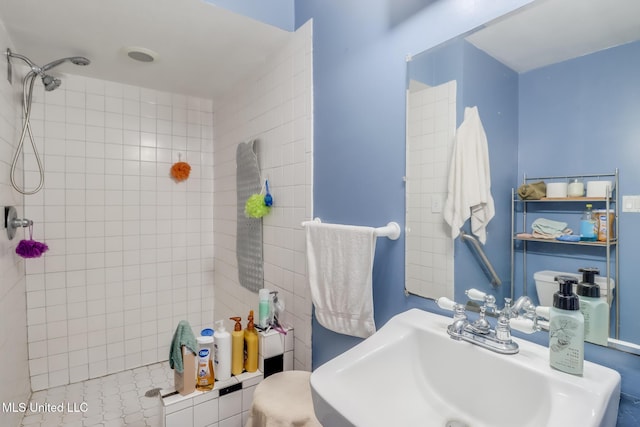 7041 Bosarge Rd, Long Beach, MS 39560 - bathroom with a sink and tiled shower