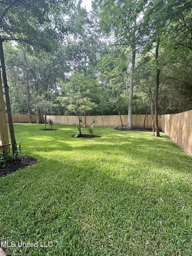 2550 Davidson Rd, Ocean Springs, MS 39564 - view of yard
