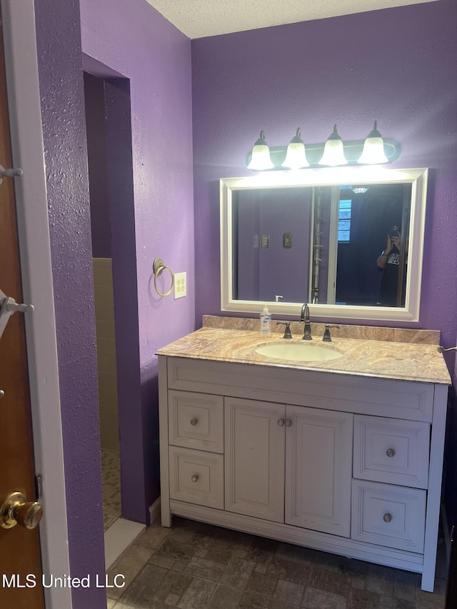 2285 Harkness Ct, Biloxi, MS 39532 - bathroom with vanity