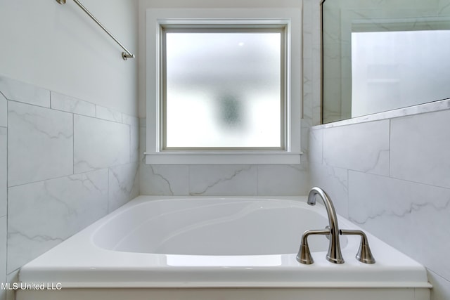 bathroom featuring a bathing tub