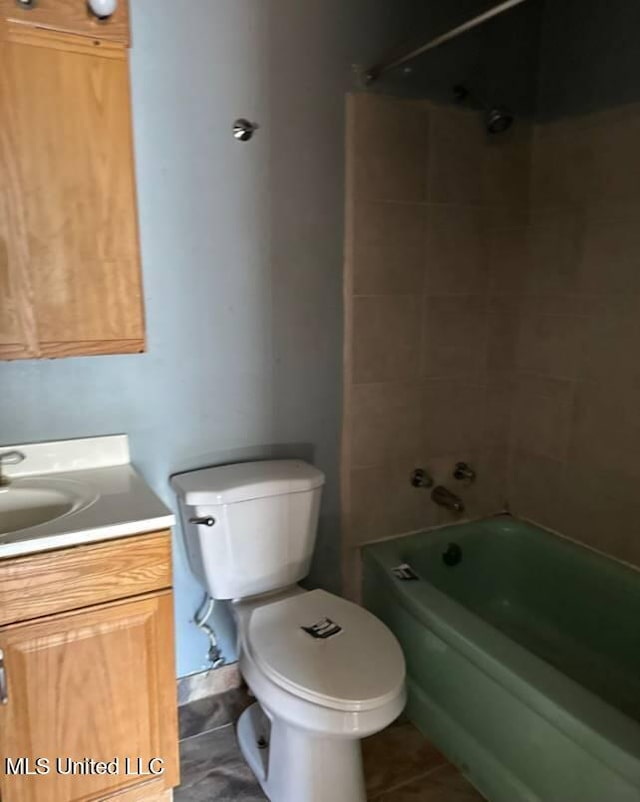 230 Hillside Dr, Vicksburg, MS 39180 - full bath featuring toilet, vanity, and  shower combination