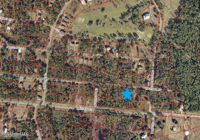 Listing photo 2 for Walthall St, Pass Christian MS 39571