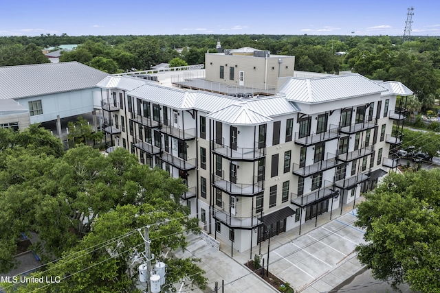 124 Court St, Bay Saint Louis, MS 39520 - view of apartment building / complex