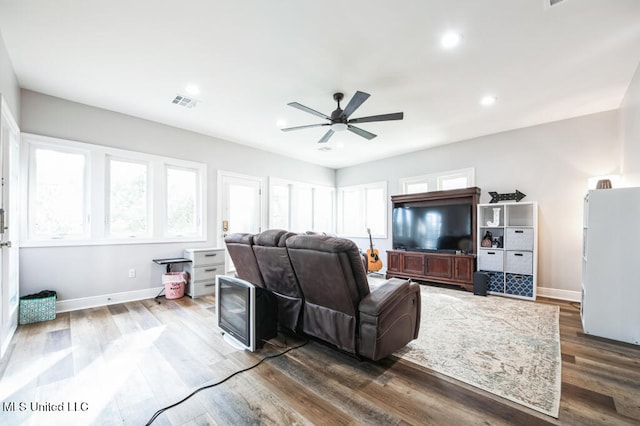 10053 Kingston Rd, Bay Saint Louis, MS 39520 - living area with a ceiling fan, dark wood finished floors, recessed lighting, and baseboards