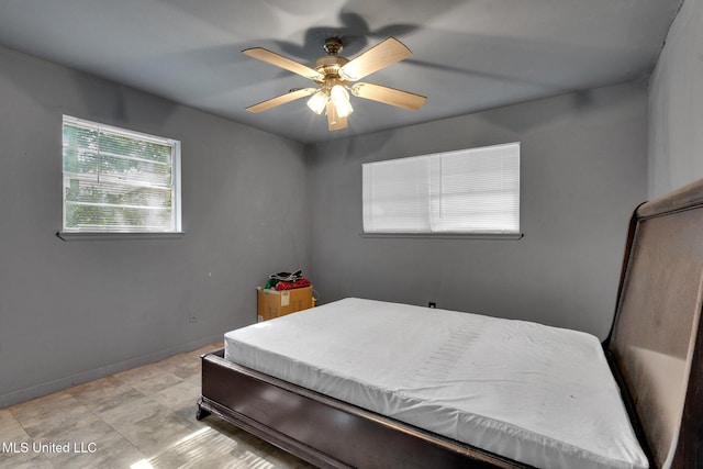 bedroom with ceiling fan