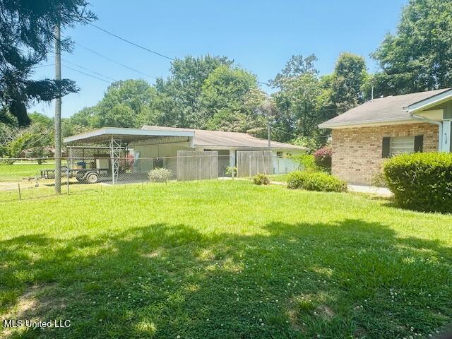 1561 Section Line Rd, Picayune, MS 39466 - view of yard