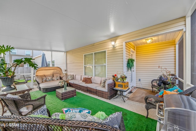 view of sunroom / solarium