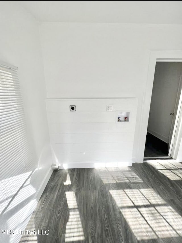 128 Carolyn Ave, Jackson, MS 39209 - laundry area featuring hookup for a washing machine, wood finished floors, electric dryer hookup, and baseboards