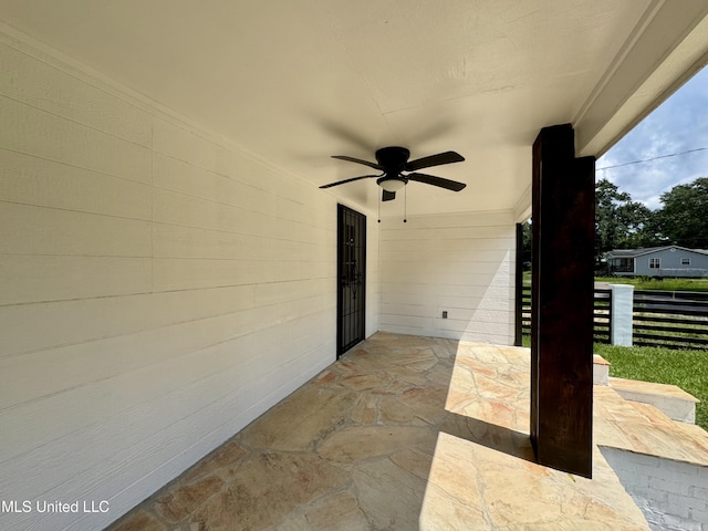716 New Orleans St, Hattiesburg, MS 39401 - view of patio / terrace featuring a ceiling fan