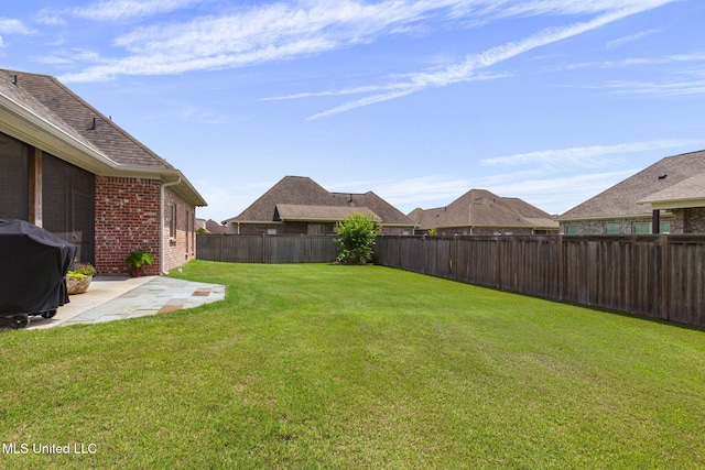 308 W Park St, Canton, MS 39046 - view of yard featuring a patio area