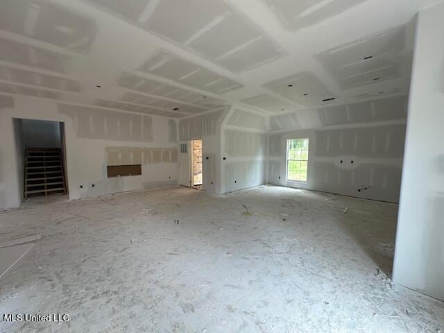 7668 Ridgefield Dr, Horn Lake, MS 38637 - view of unfurnished living room