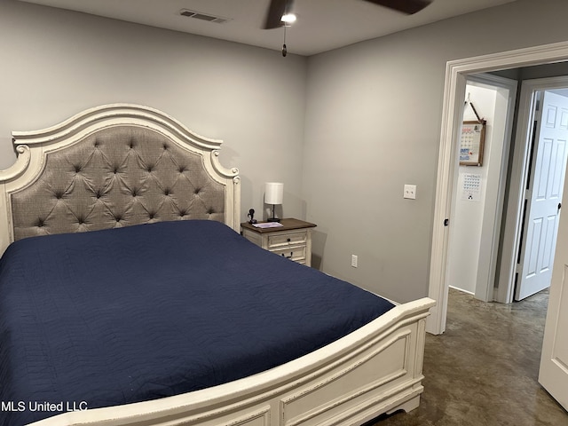 bedroom with ceiling fan