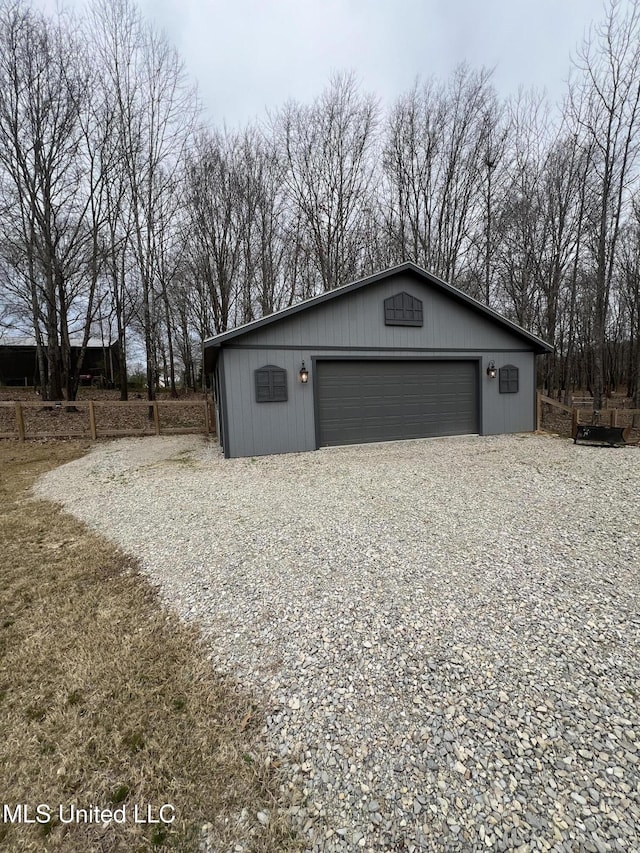 11368 Cedar Point Cv, Hernando, MS 38632 - view of detached garage