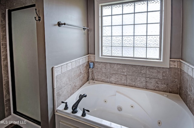 862 Willow Grande Cir, Brandon, MS 39047 - full bathroom featuring a shower stall and a whirlpool tub